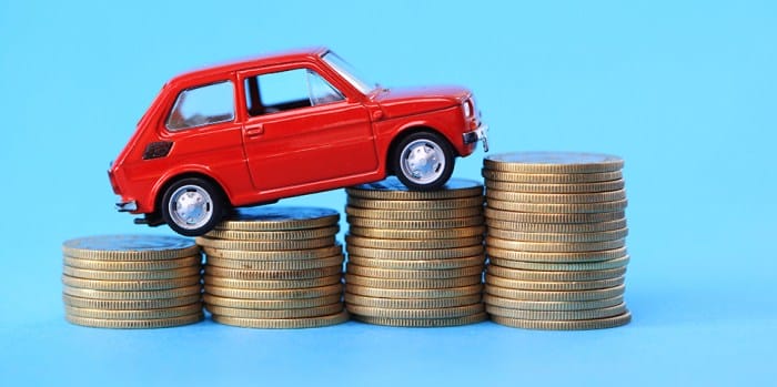 10 tips to save money on your car insurance